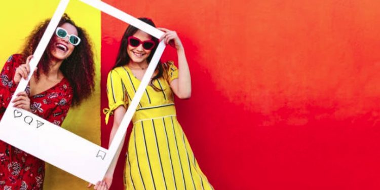 The Impact of Social Media Influencers on E-Commerce